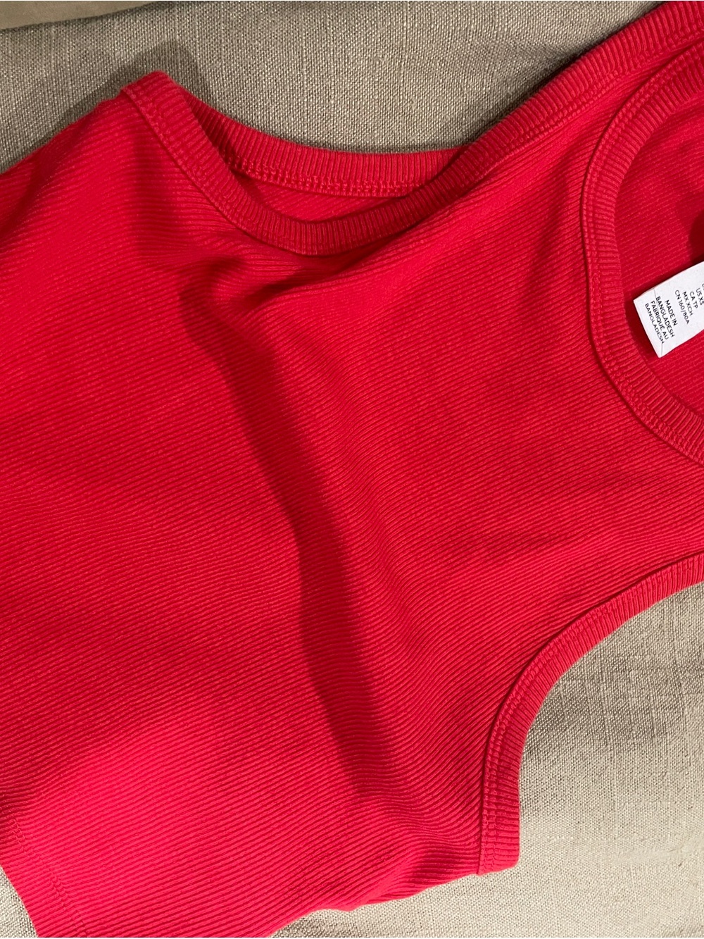 🔴 H&M Bright Red Ribbed Crop Tank - Picture 3 of 3